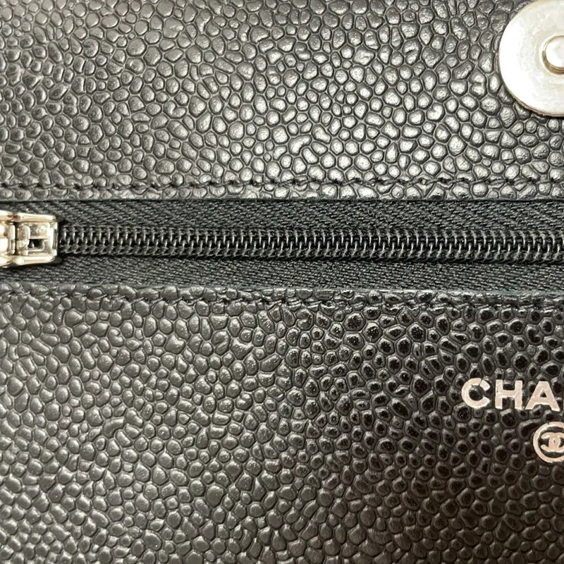 Chanel Schwarze klassische Brieftasche mit Kette (WOC) Caviar 2020