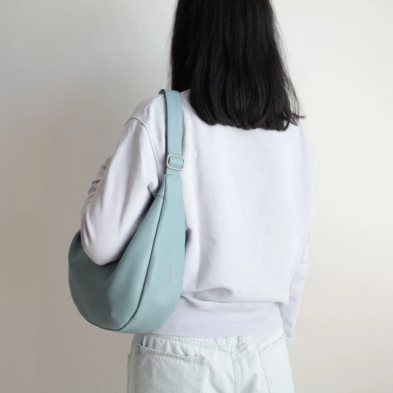 Lederbeutel POUCH Taubenblau