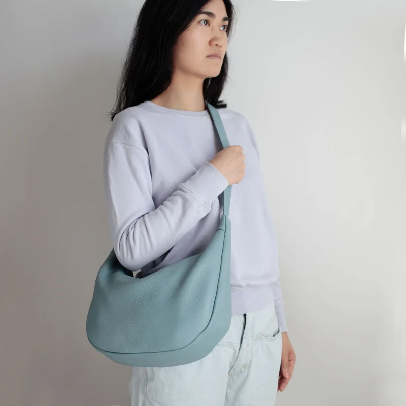 Lederbeutel POUCH Taubenblau