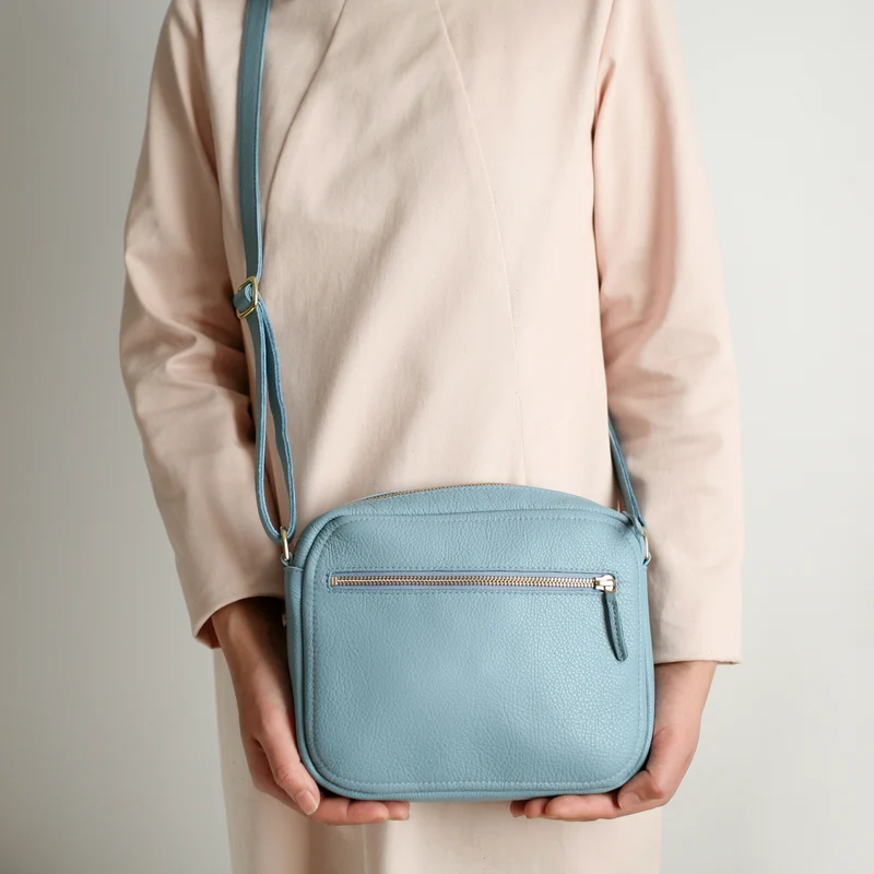 Handtasche ZIP M Taubenblau