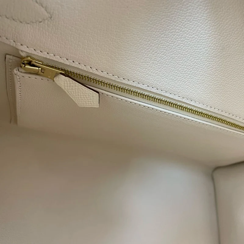 Hermes Birkin 30 Sellier Tasche aus Nata Epsom Leder mit goldener Hardware
