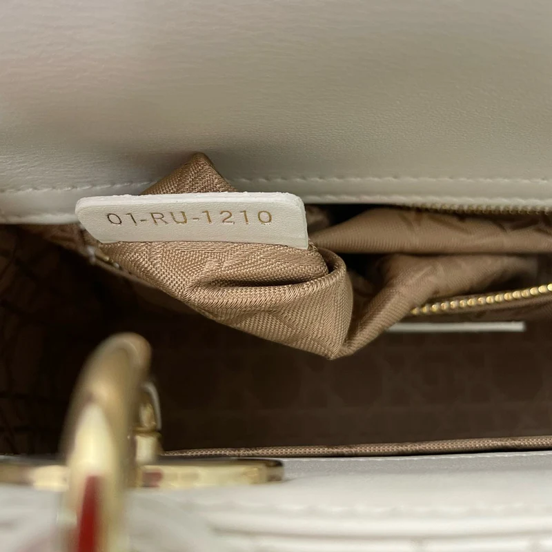 Christian Dior White Small Lady Dior aus Cannage-Lammleder 2020
