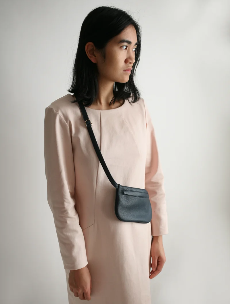Kleine flache Gürteltasche Blau
