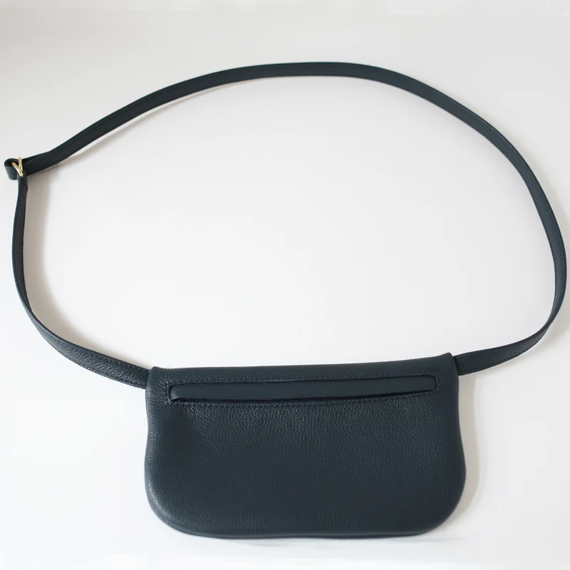 Kleine flache Gürteltasche Blau