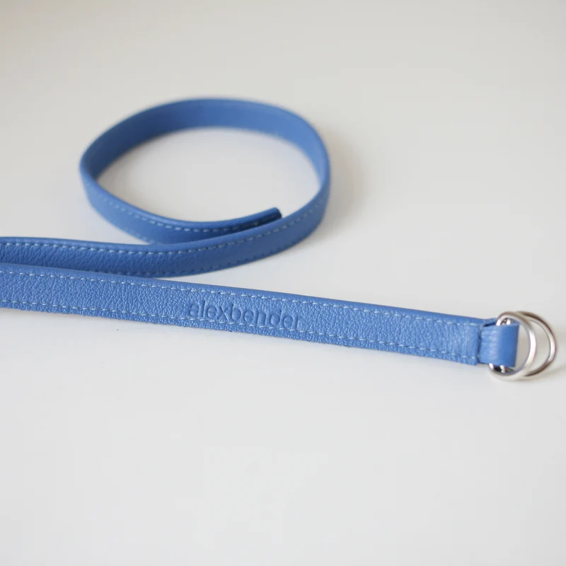 Schmaler Ledergürtel Kornblumenblau