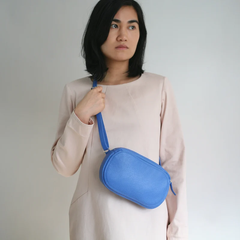 Handtasche OVAL Kornblumenblau