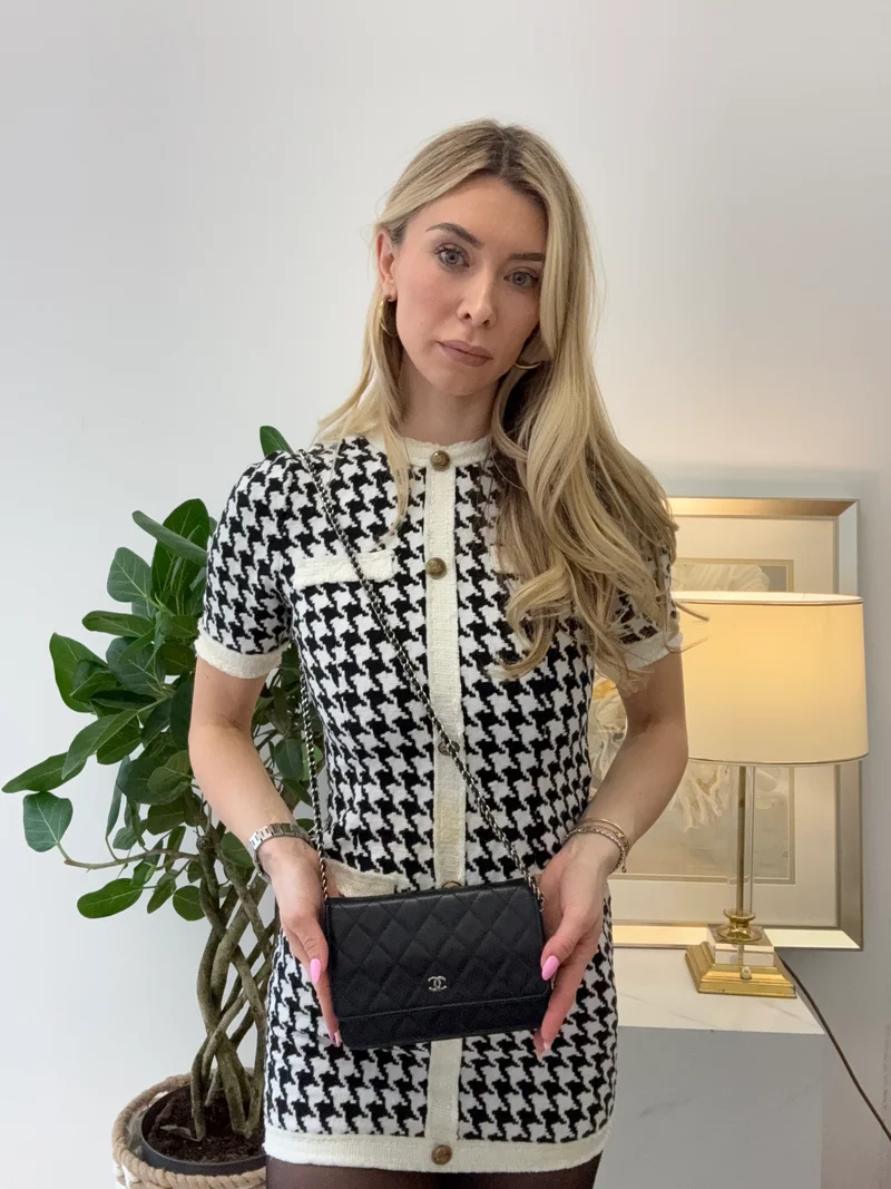 Chanel Wallet on Chain (WOC) aus schwarzem Kaviarleder, Modell 2020