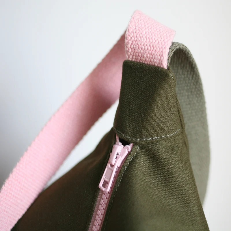 Schultertasche POUCH Biobaumwolle Tanne / Olive / Gelb