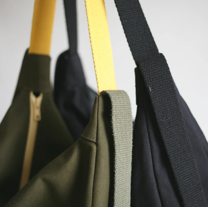 Schultertasche POUCH Biobaumwolle Tanne / Olive / Gelb
