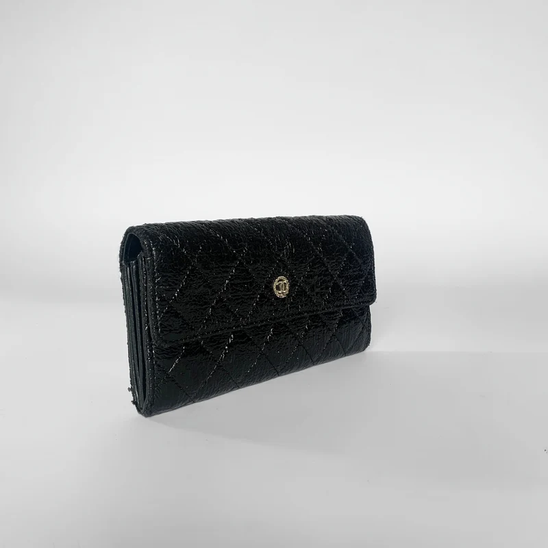 Chanel Schwarzes/goldenes gestepptes Wildleder-Portemonnaie Paris Edinburgh Long