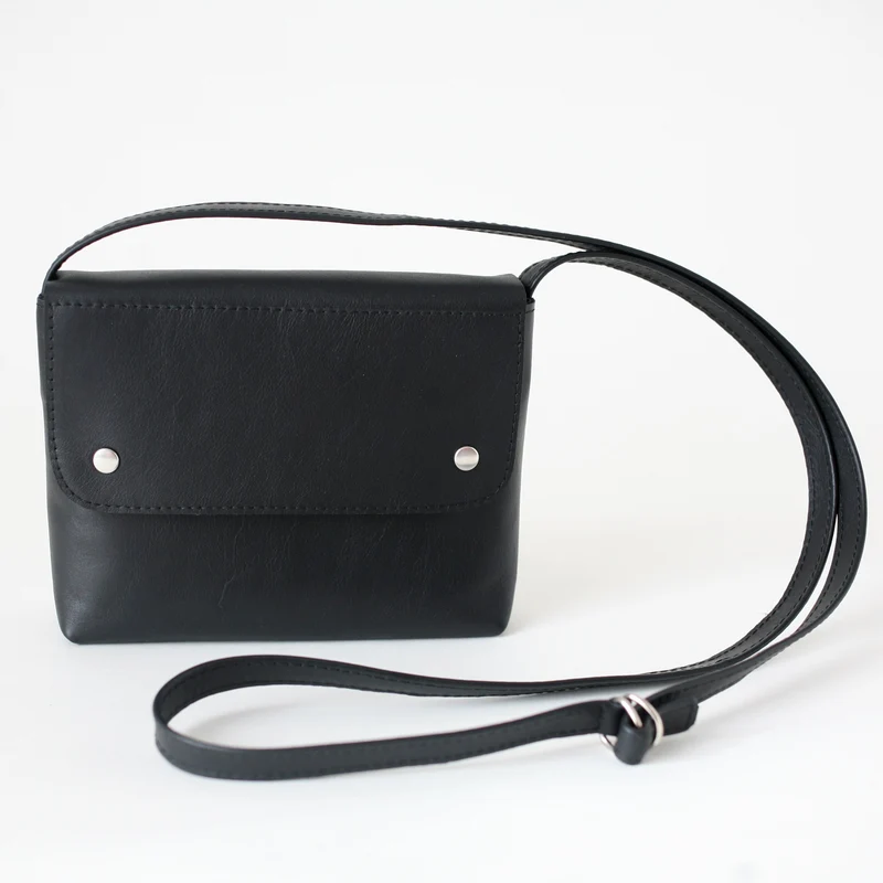 Minimalistische Schultertasche Schwarz