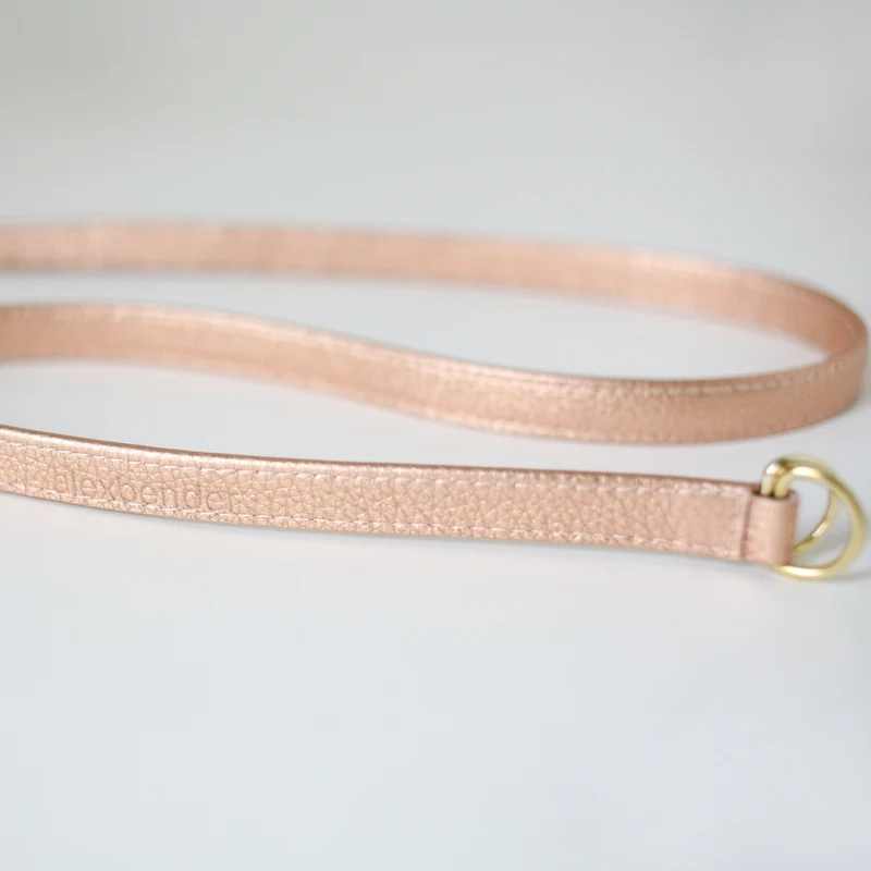 Schmaler Ledergürtel Kupferrose