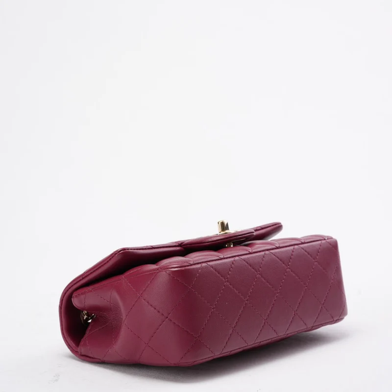 Chanel Burgunderrote Mini Classic Flap Bag 2021