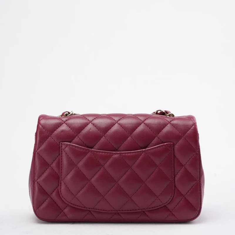 Chanel Burgunderrote Mini Classic Flap Bag 2021