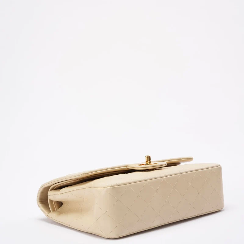 Chanel Beige Vintage Medium Classic Flap Lammleder 1996-1997