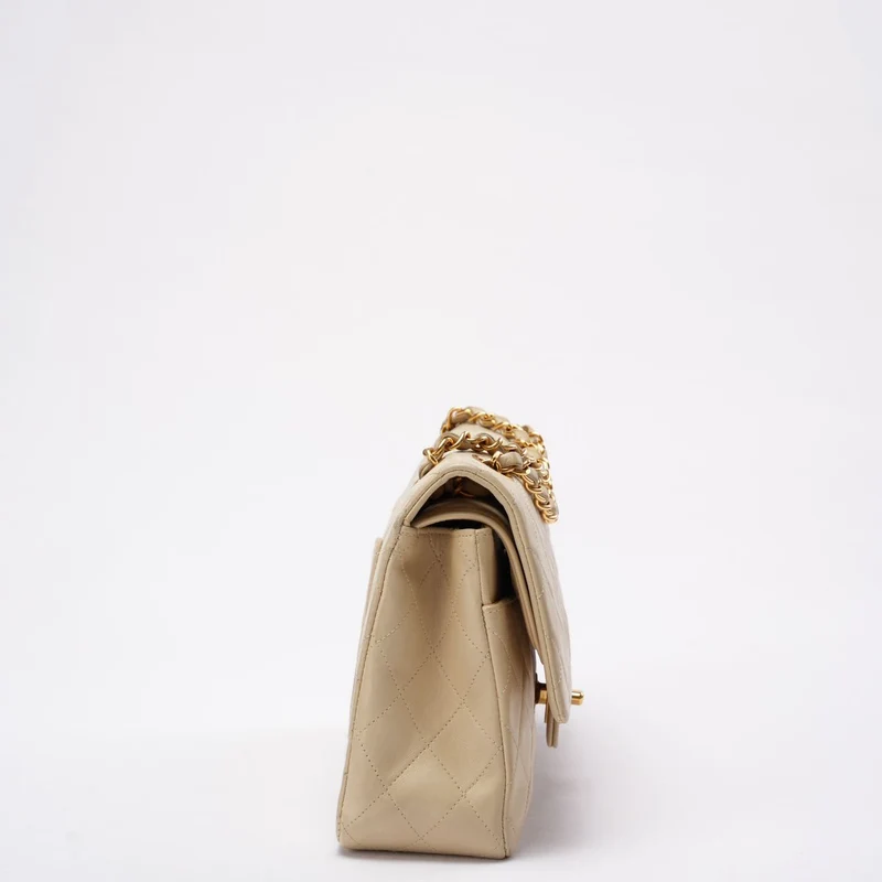 Chanel Beige Vintage Medium Classic Flap Lammleder 1996-1997