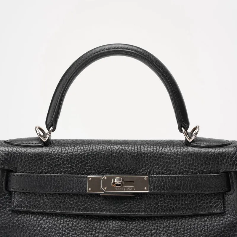 Hermès Schwarzes Kelly 28 P Quadratisches Togo-Leder Palladium