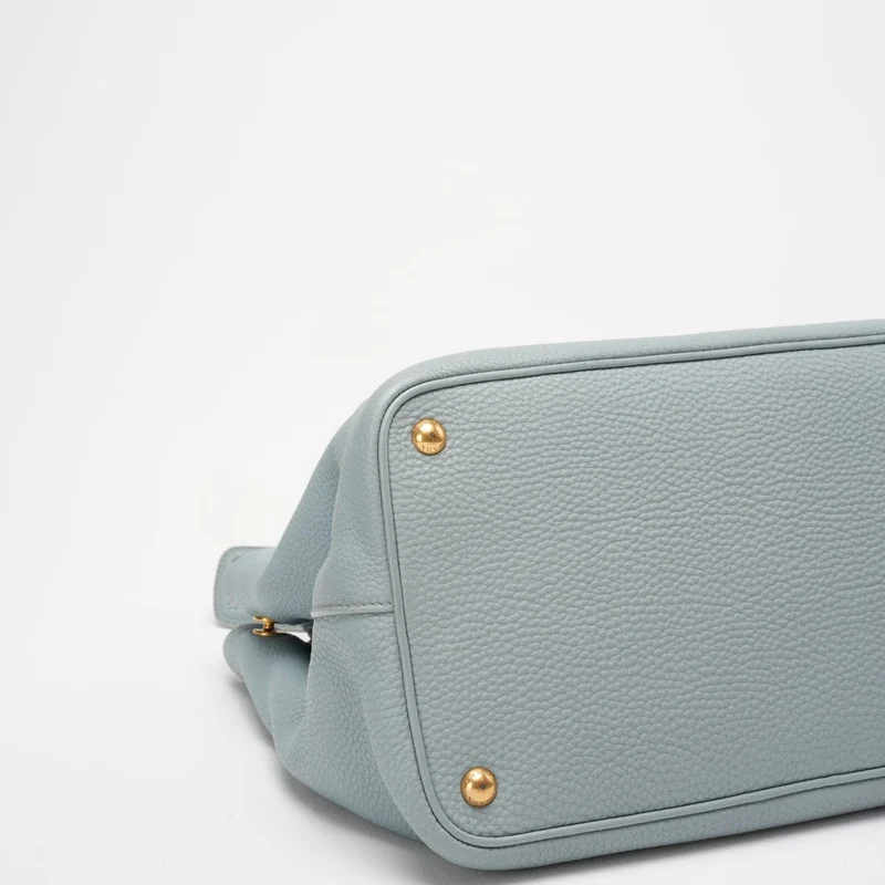 Prada – Mittlere Galleria-Tasche aus hellblauem Saffiano Lux-Leder