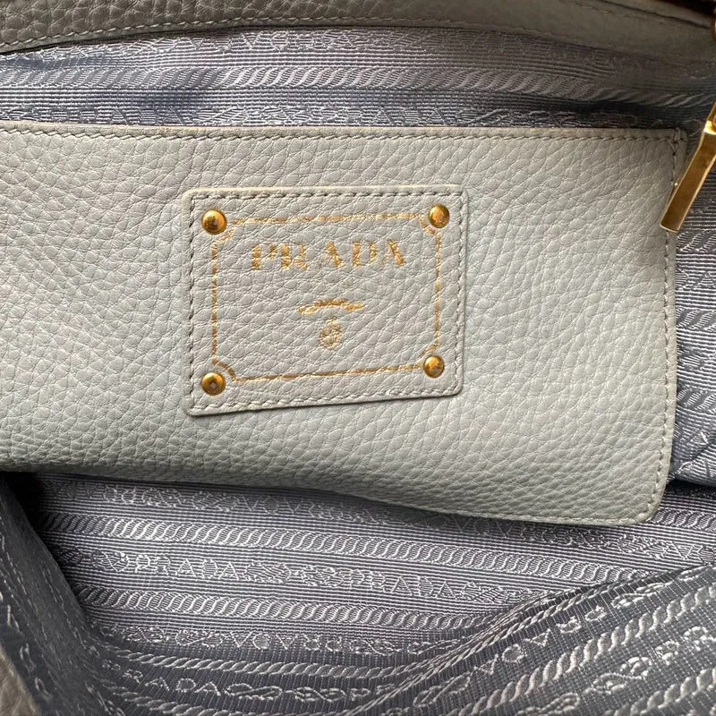 Prada – Mittlere Galleria-Tasche aus hellblauem Saffiano Lux-Leder