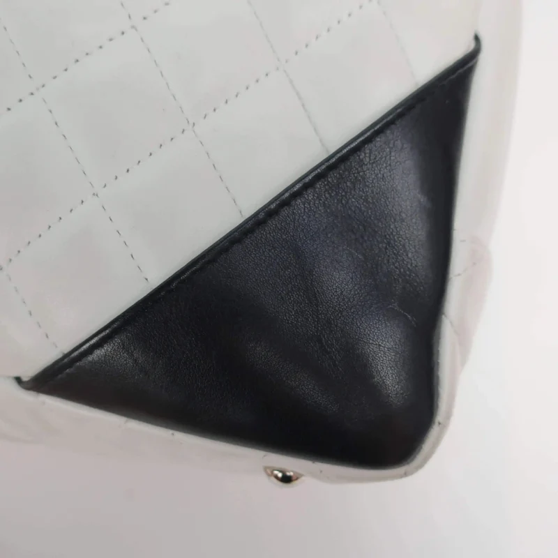 Chanel White/Black Cambon Ligne Bowler Bag Quilted Leather