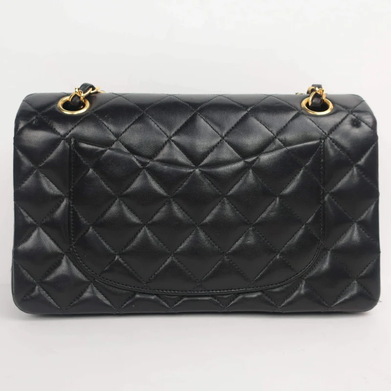 Chanel Vintage Classic Medium Double Flap bag GHW