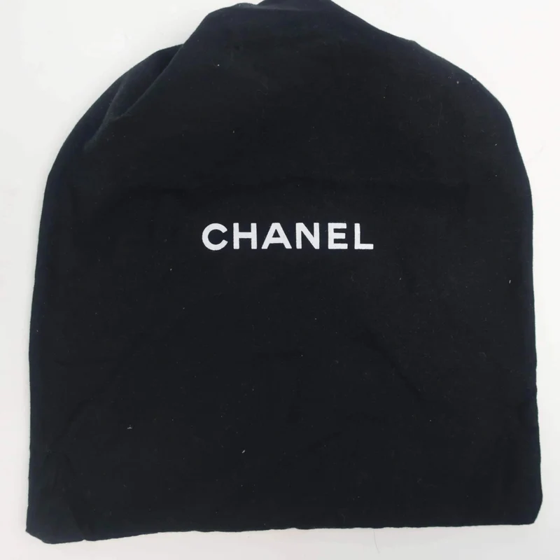 Chanel Vintage Classic Medium Double Flap bag GHW