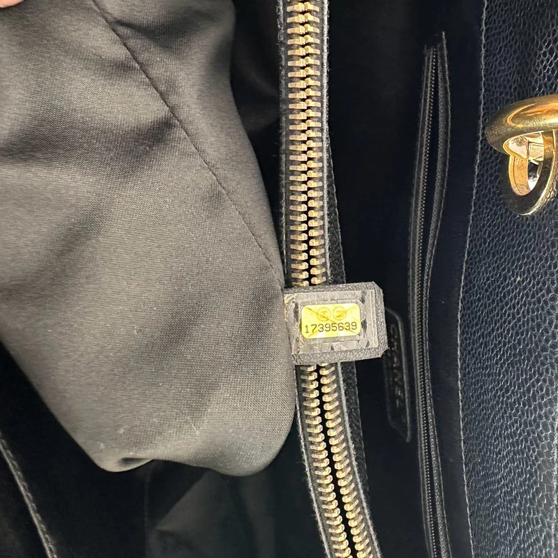 Chanel Black Grand Shopping Tote (GST) Tasche aus Kaviarleder