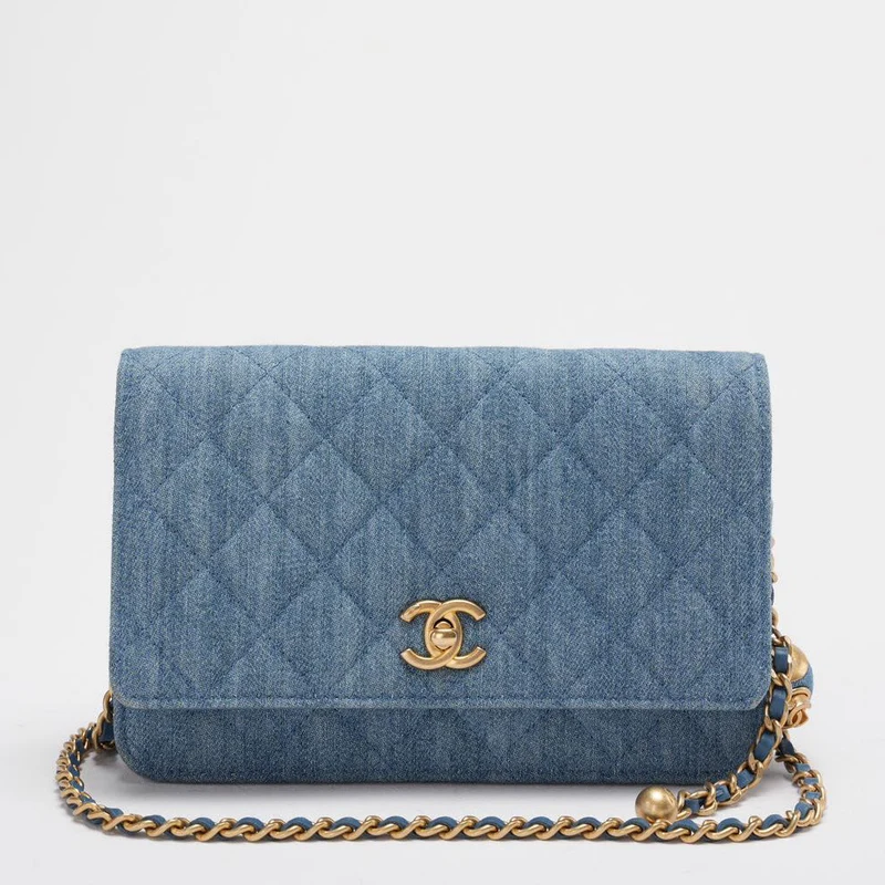 Chanel Denim Wallet On Chain (WOC) CC Pearl Crush Blue Tasche aus dem Jahr 2022