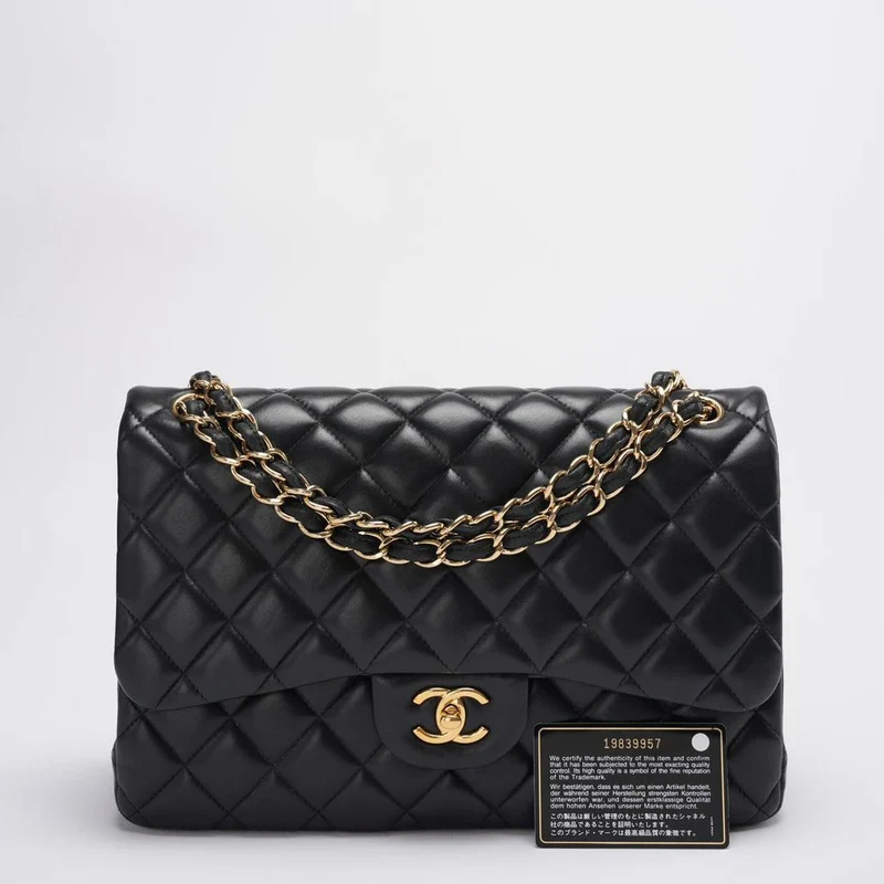 Chanel Timeless Classic Flap Bag Schwarzes Jumbo-Steppleder Goldbeschläge