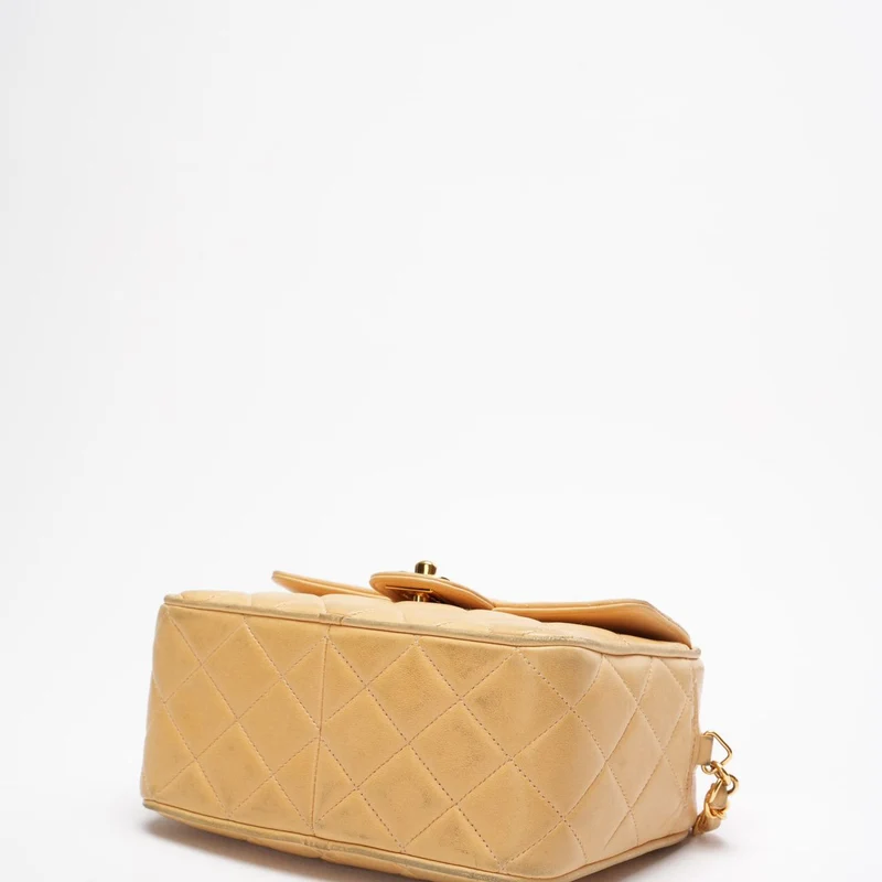 Chanel Vintage Kameratasche Beige 1990er Jahre