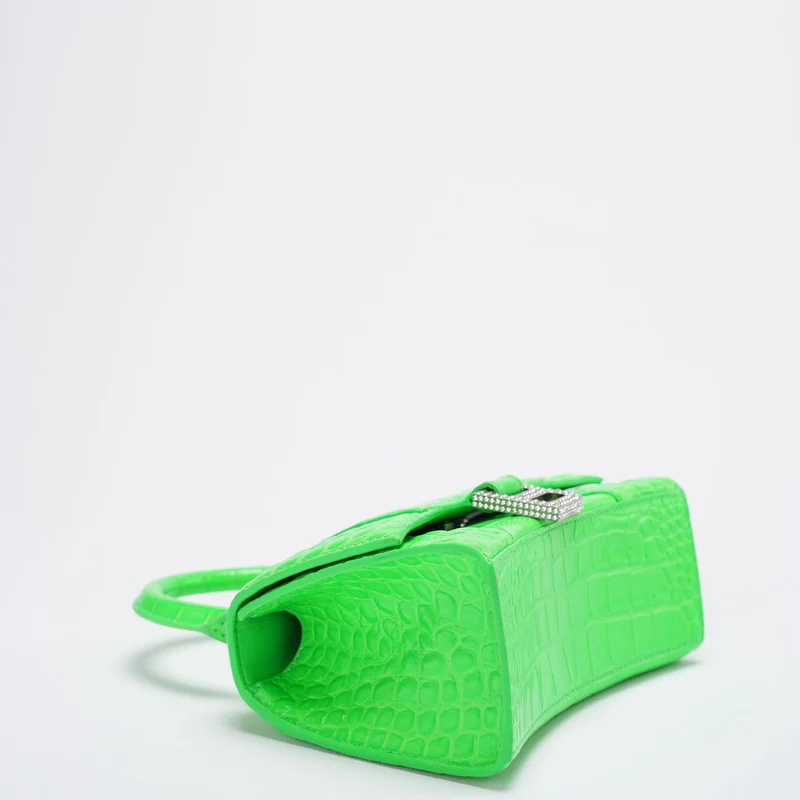 Balenciaga Hourglass XS Handtasche mit Krokodilprägung in Grün