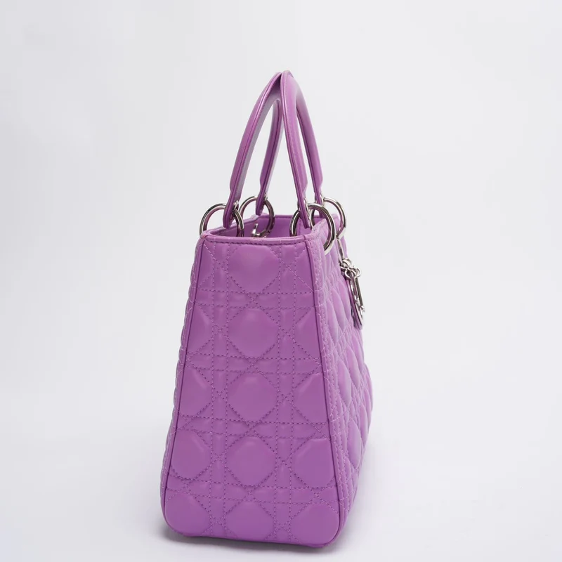 Dior Lila Lilac Lady Dior Medium Tasche aus Cannage-Lammleder mit silberner Hardware