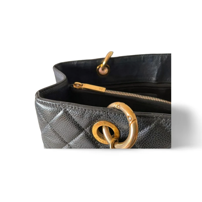 Chanel Black Grand Shopping Tote Bag aus Kaviarleder mit goldenen Beschlägen