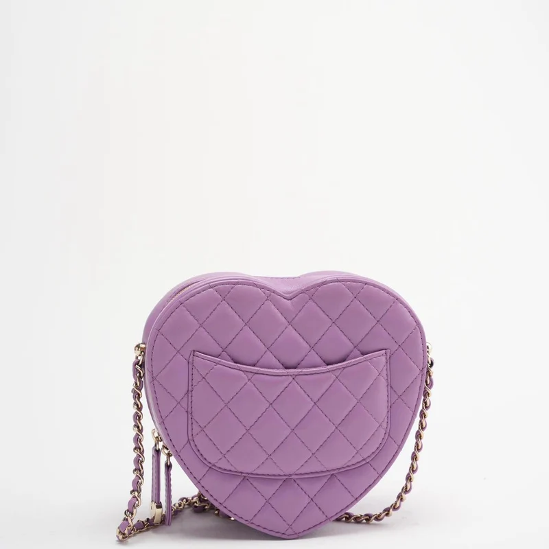 Chanel Lila CC in Love Herz Clutch aus Lammleder 2022