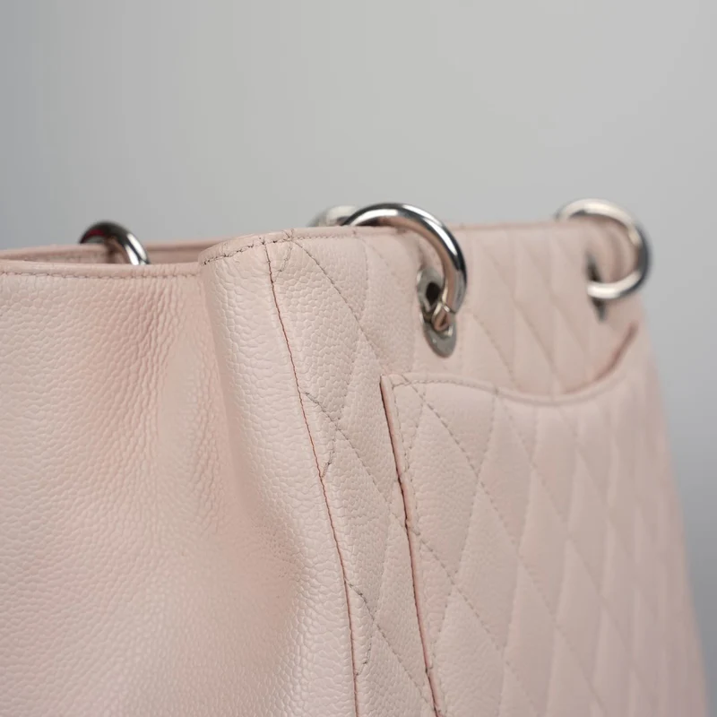 Chanel Kirschblütenrosa Grand Shopping Tote GST Tasche aus Kaviarleder mit silberner Hardware
