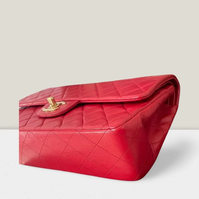 Chanel Red Vintage Classic Double Flap Bag Medium aus Lammleder mit 24 Karat Goldbeschlägen