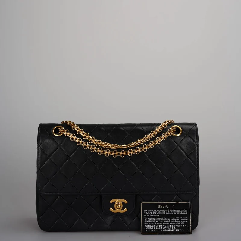 Chanel Vintage Schwarze Lammleder Zeitlose Flap Bag Gold Hardware