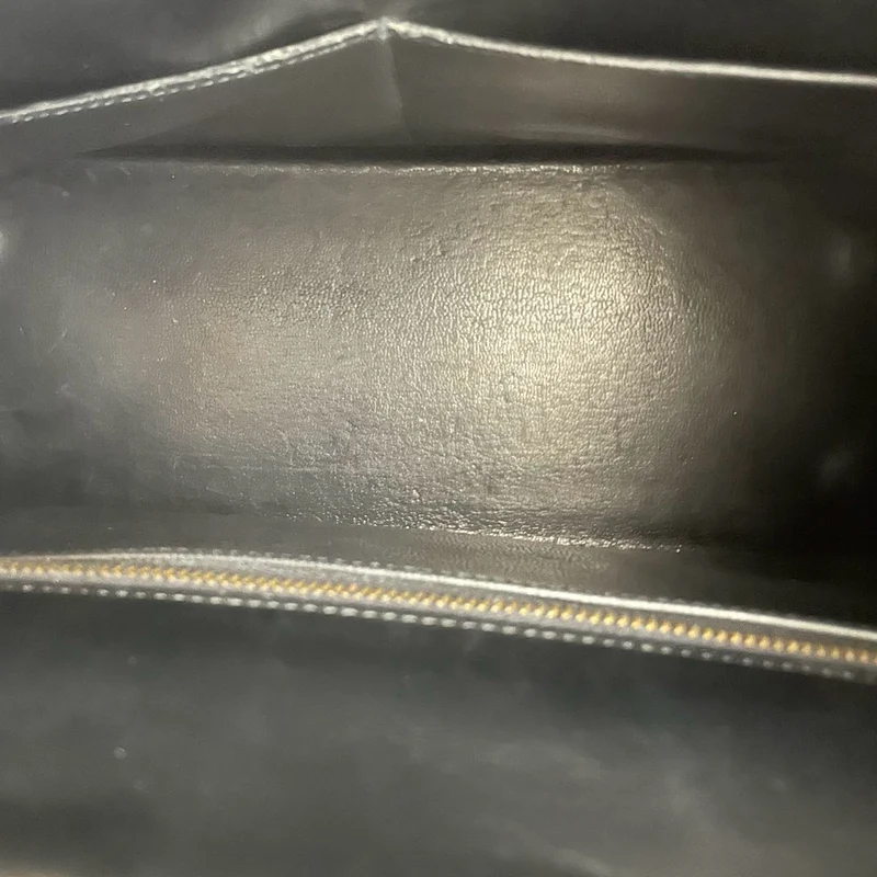 Hermes Vintage Kelly 28 Sellier Tasche aus schwarzem Kalbsleder mit goldener Hardware