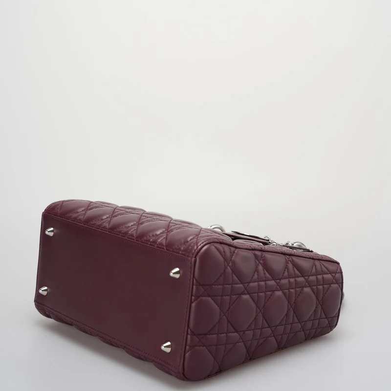 Christian Dior Burgunderrote Lady Dior Tasche aus Cannage-Lammleder mit silberner Hardware, Medium LP