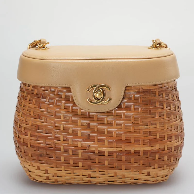 Chanel Vintage Weidenkorb-Umhängetasche – Limitierte Auflage