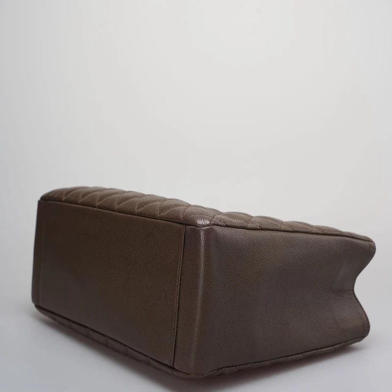 Chanel Brown GST Grand Shopping Tote Bag aus Kaviarleder mit silberner Hardware
