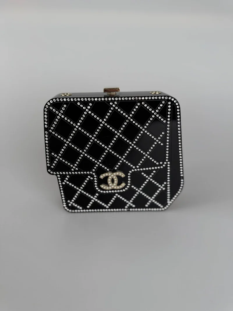 Chanel Runway Schwarze Harz Kristall Perle Abend Clutch Schulterbox Limitierte Auflage