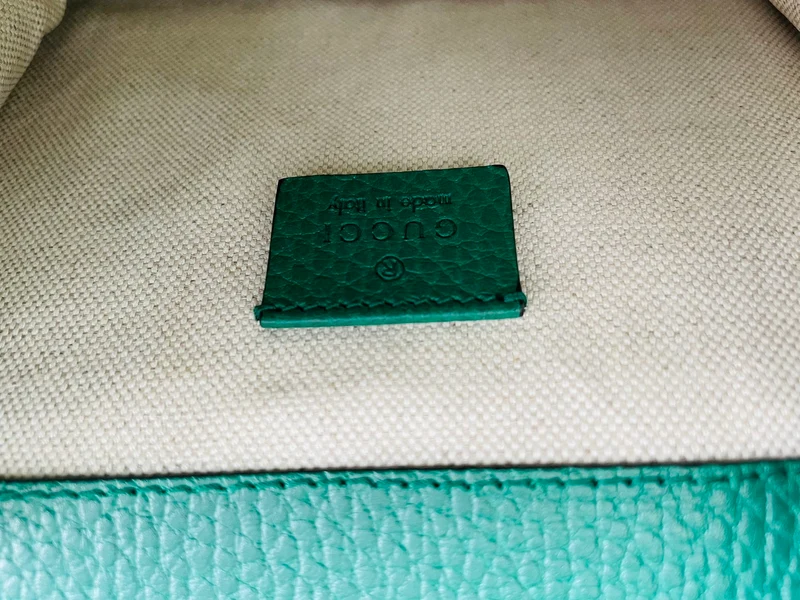 Gucci Dionysus Mini-Tasche in Smaragdgrün