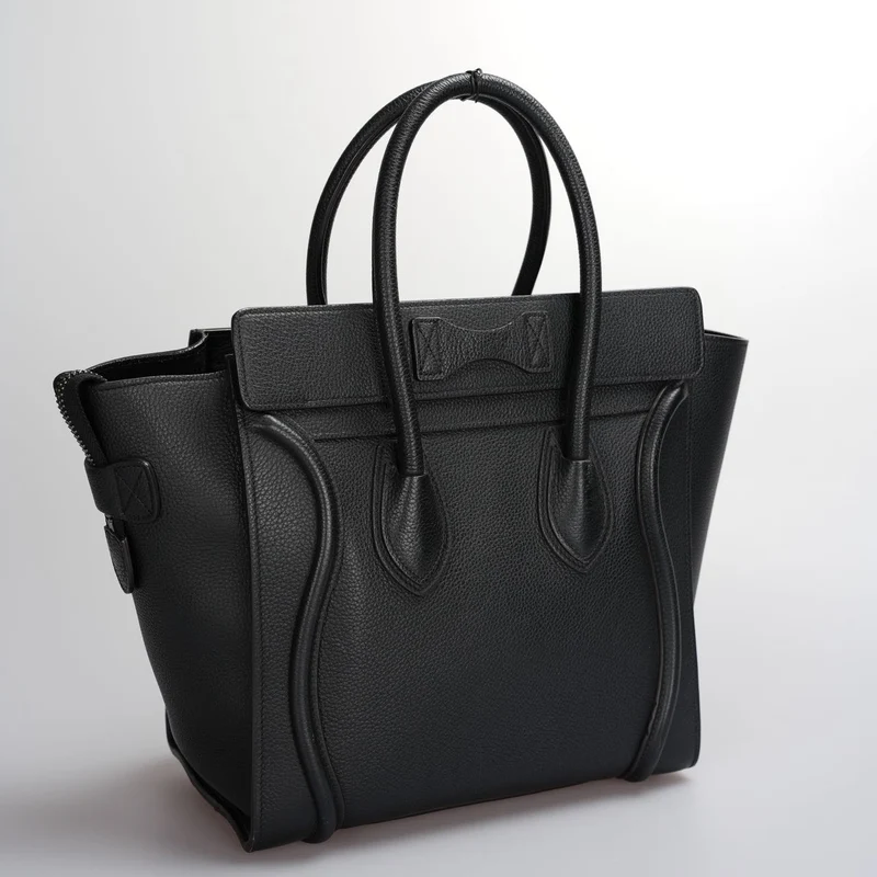 CELINE Micro Luggage Lederhandtasche in Schwarz