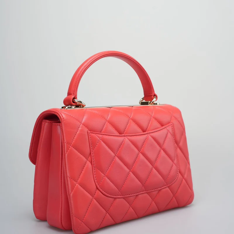 Chanel Rote kleine trendige CC-Tasche aus Lammleder mit champagnergoldener Hardware