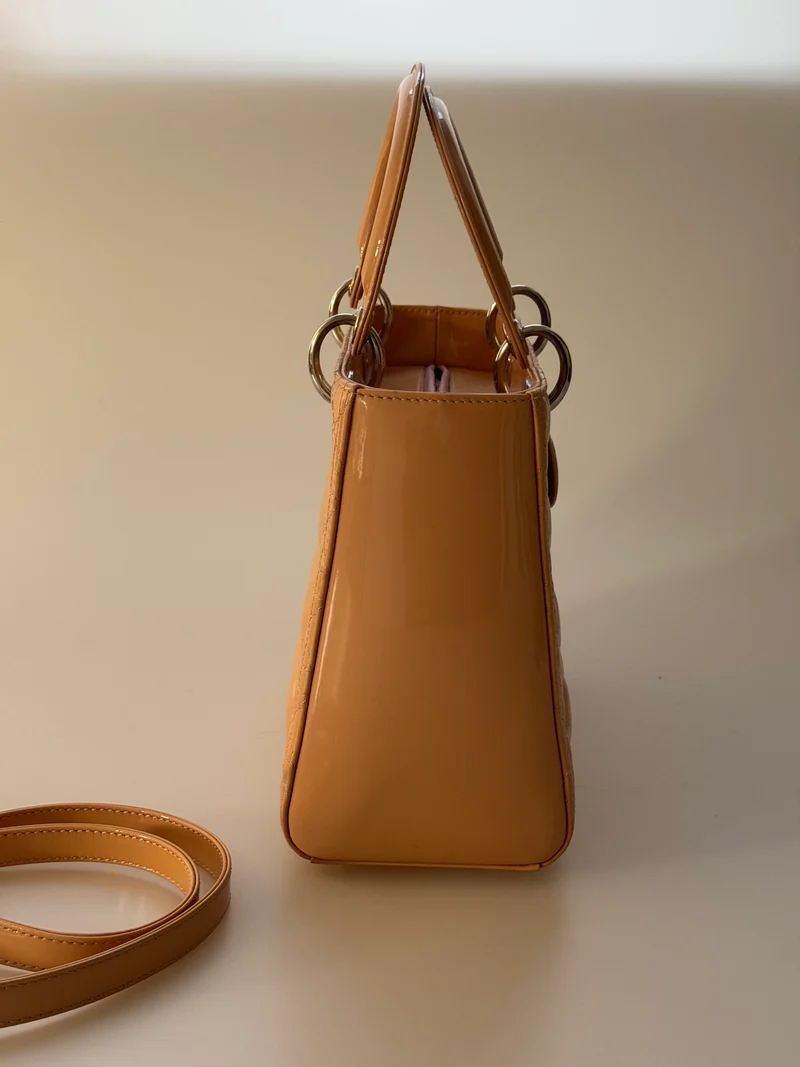 Christian Dior Lady Dior Tasche Mittel Hellbeige