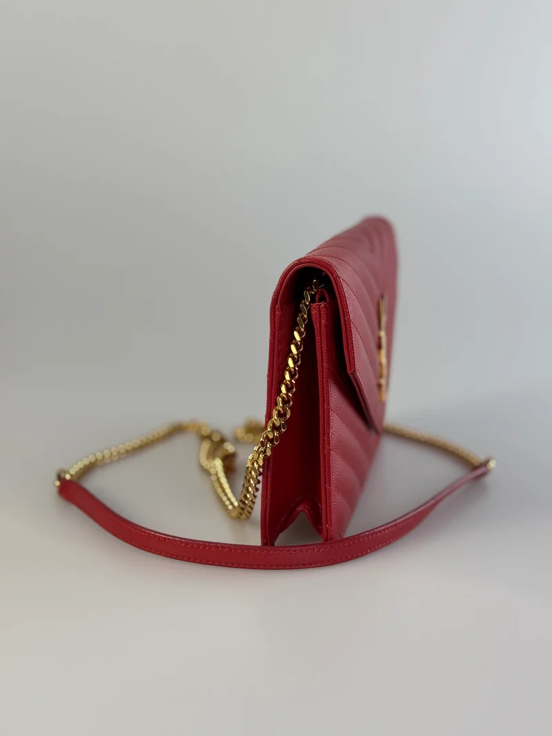 Saint Laurent Cassandre Umschlag Rote Tasche