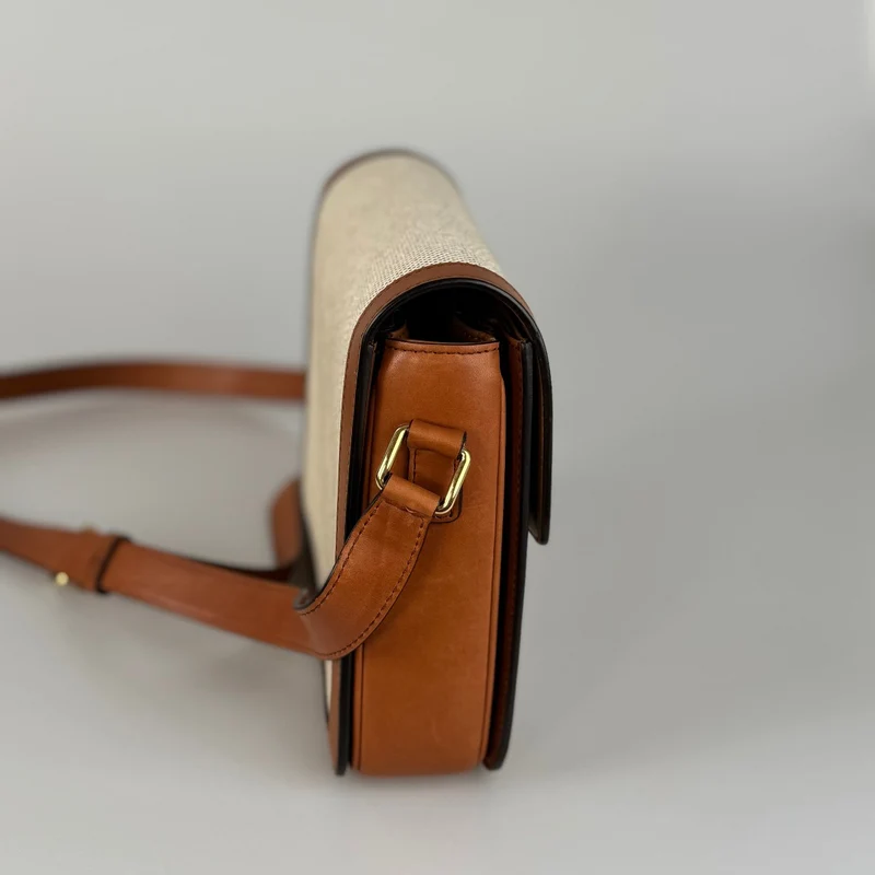 Celine Classique Triomphe Tasche
