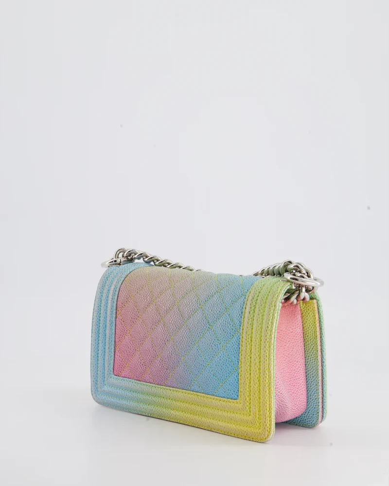 Chanel Caviar Quilted Small Cuba Rainbow Le Boy Bag Mehrfarbig mit silberner Hardware