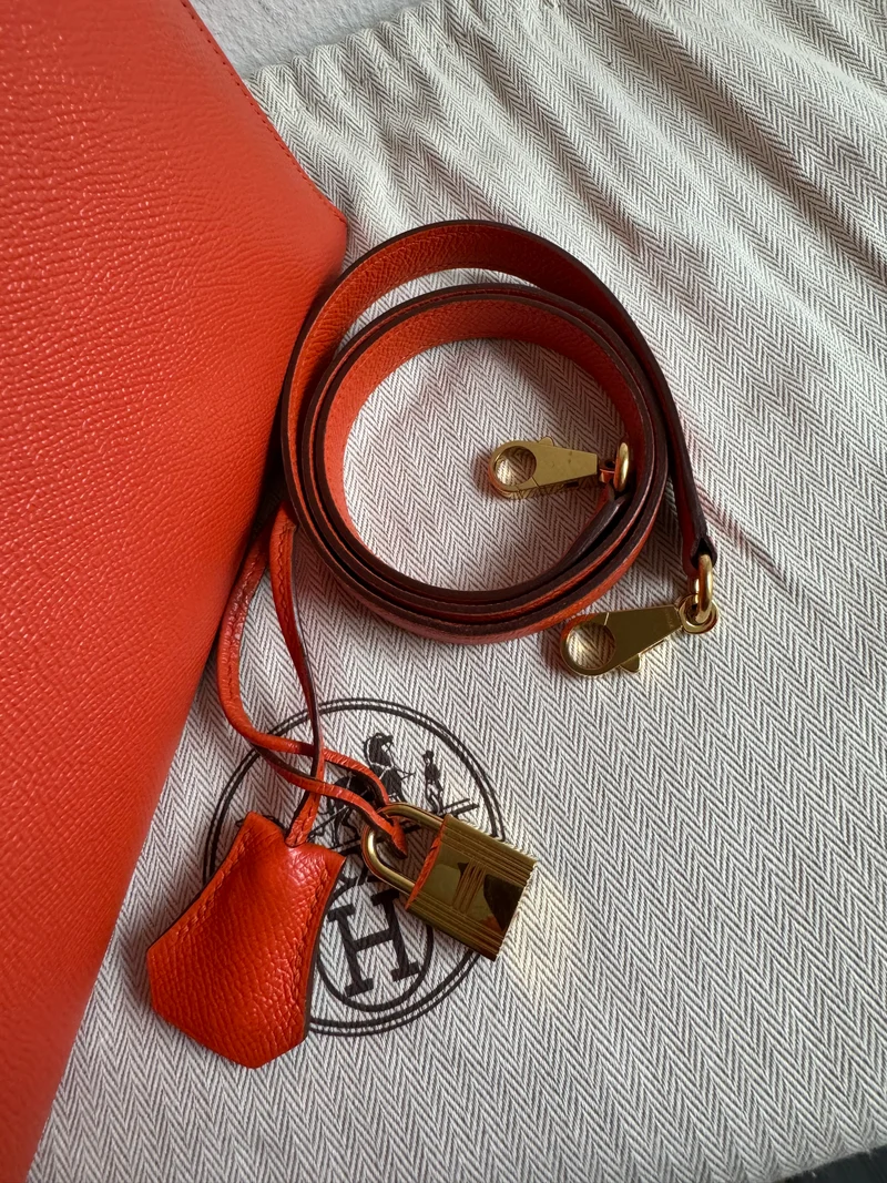 Hermes Orange Kelly 32 Sellier Tasche aus Epsom-Leder mit goldener Hardware